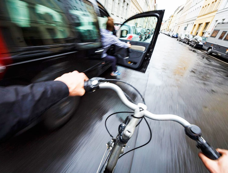 No es ciclistas vs conductores: aprendamos a compartir la ciudad